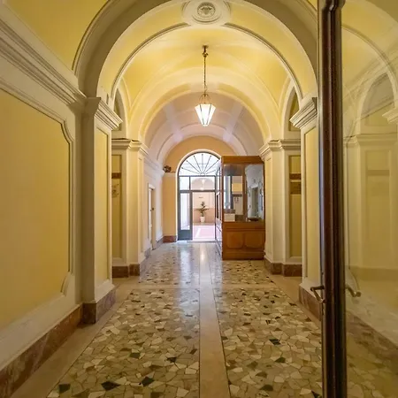 Ginevra Apartment Rom